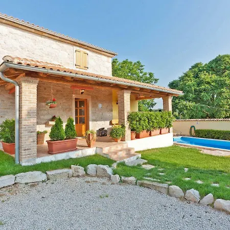 Ferienhaus Porec 307s * Baderna